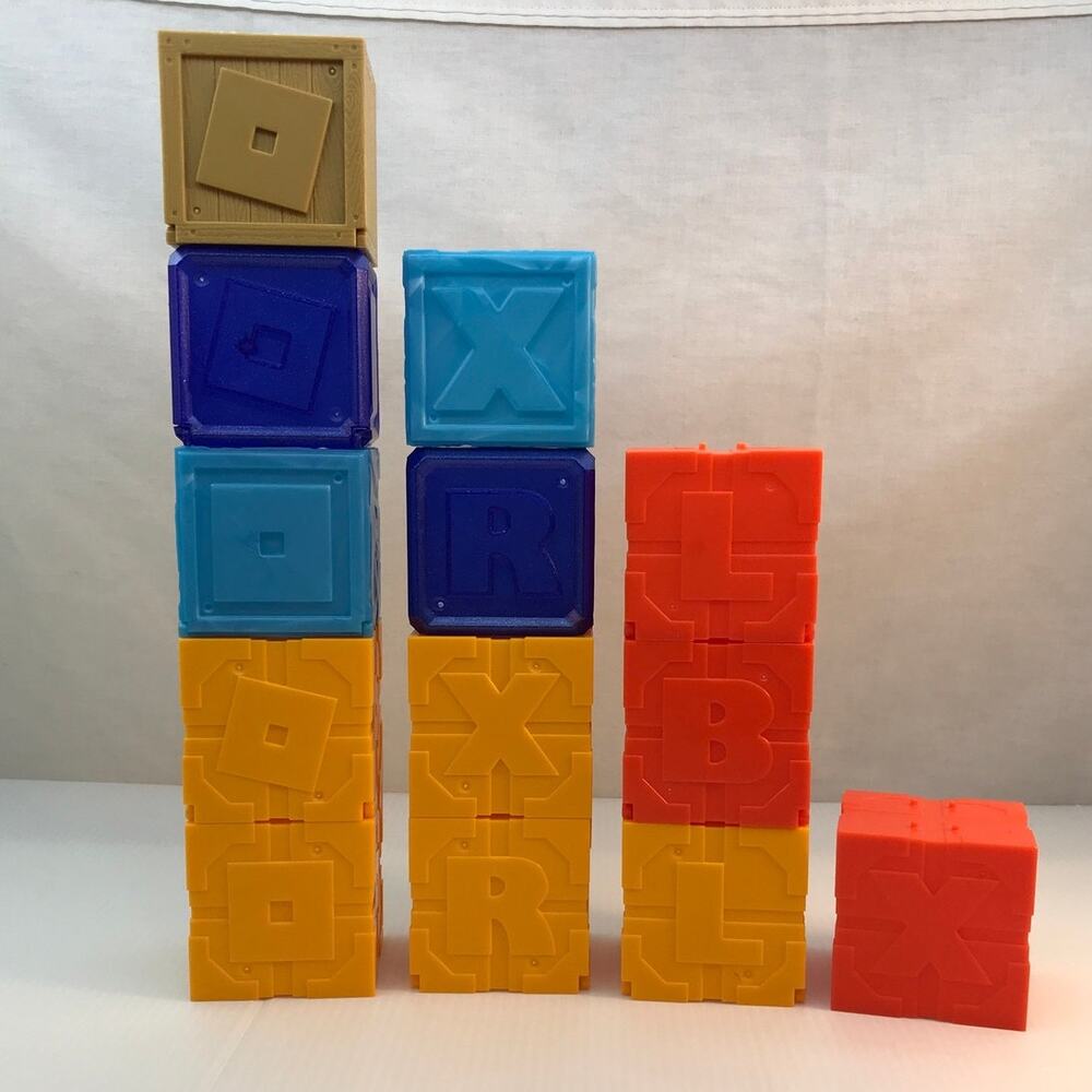 Lot of 14 Empty Roblox Mystery Box Cubes Stacking Display Blocks Jazwares